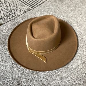 Lack of color rancher nwt